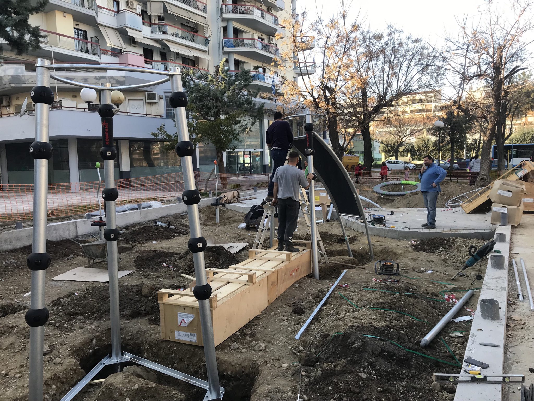 Παραδίδεται η Παιδική Χαρά στην Πλατεία Αβέρωφ!