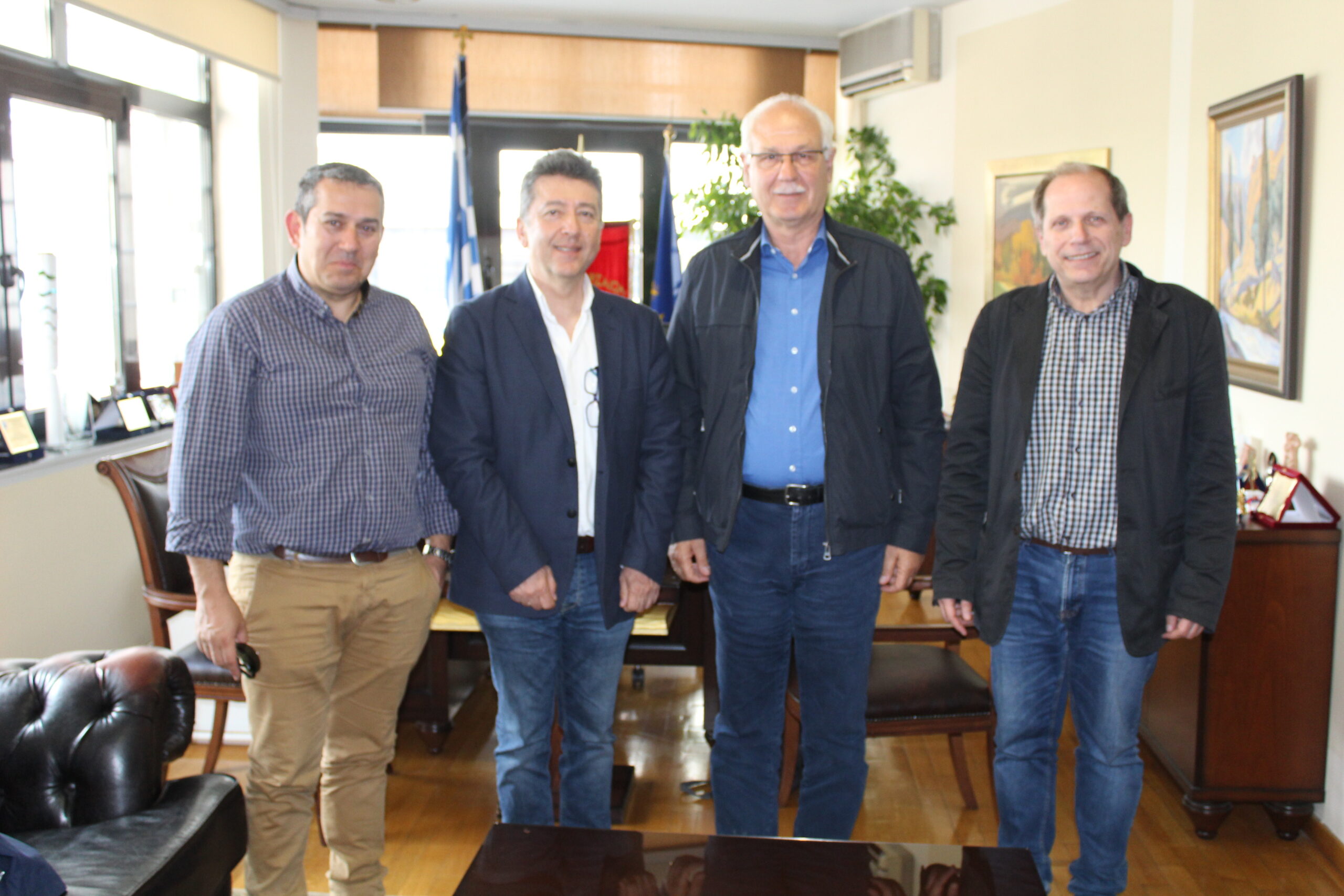 «Συμπαράταξη» Λαρισαίων και Απ. Καλογιάννη στηρίζουν και οι «Οικολόγοι Πράσινοι»!