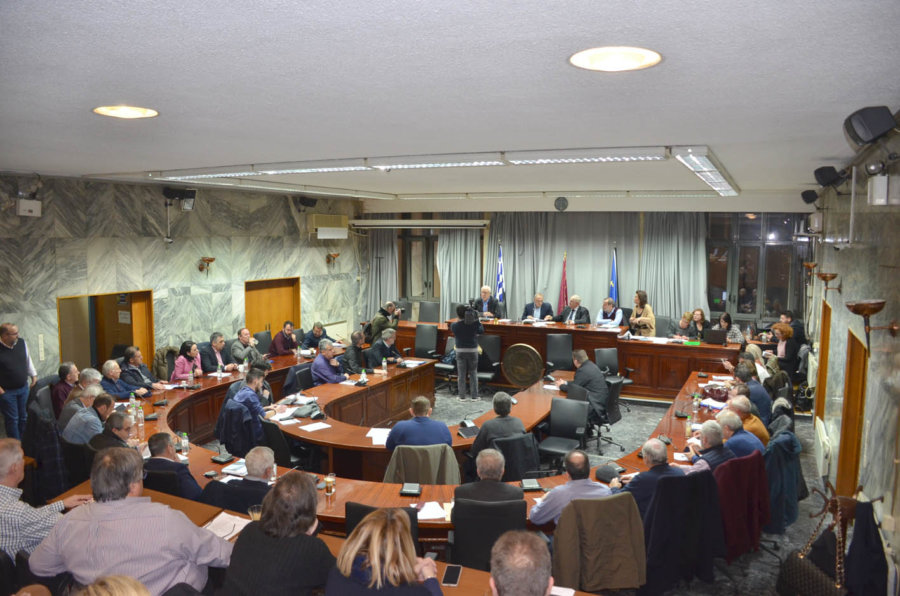 Αντιδημοκρατική η  τροπολογία Βορίδη που καταργεί το δικαίωμα στους επικεφαλής παρατάξεων της αντιπολίτευσης να εισάγουν θέματα στο ΔΣ